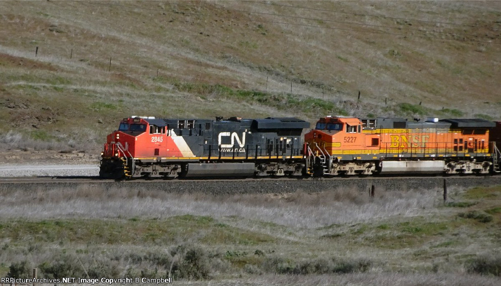 CN 2845-BNSF 5227